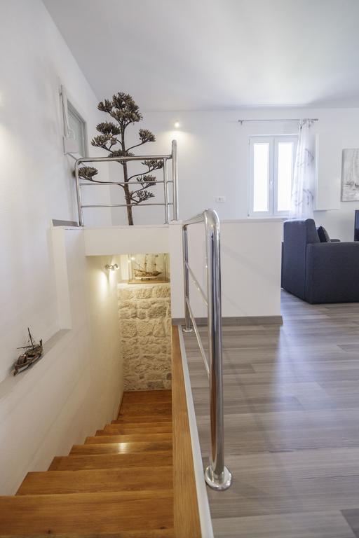Apartman Jurica Komiža Εξωτερικό φωτογραφία