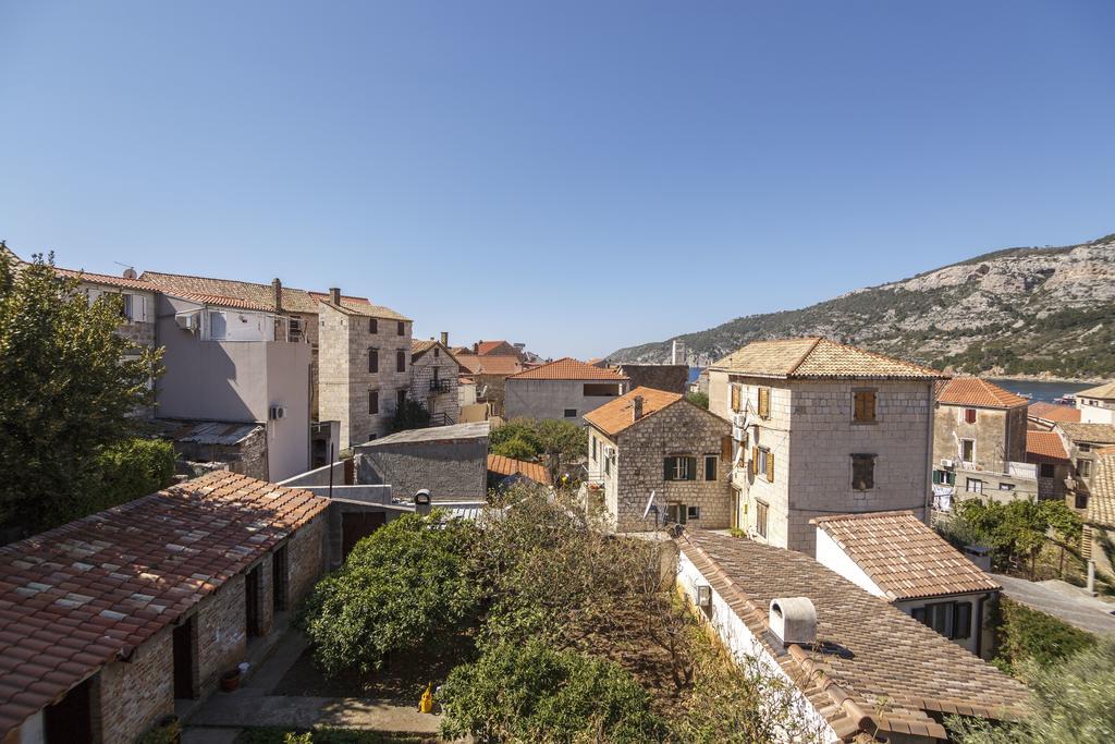 Apartman Jurica Komiža Εξωτερικό φωτογραφία